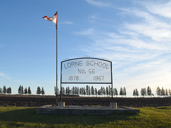 Lorne School commemorative sign