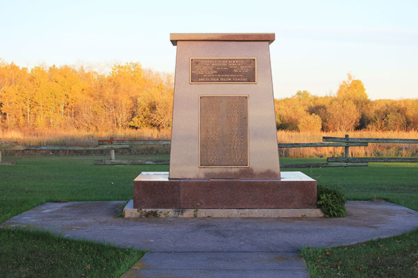 Malonton Pioneers Monument