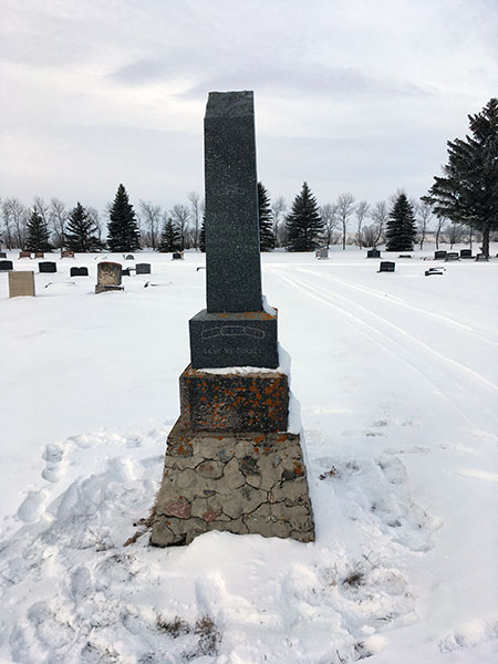 Odd Fellows war memorial in the Manitou Community Cemetery