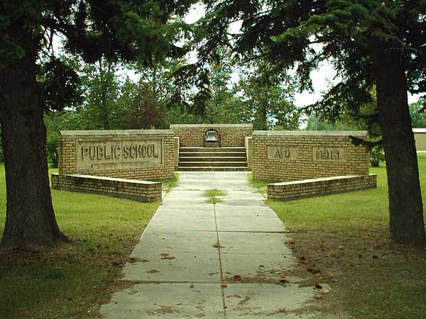 Manitou School commemorative monument