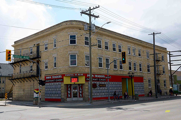 Historic Sites of Manitoba: Mansfield Court (626 Ellice Avenue Winnipeg)