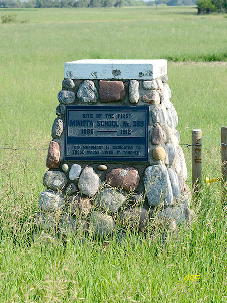 Miniota School commemorative monument