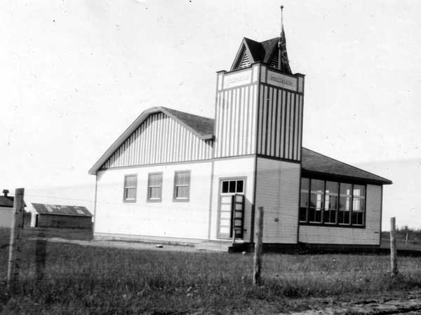 The second Molesworth School building