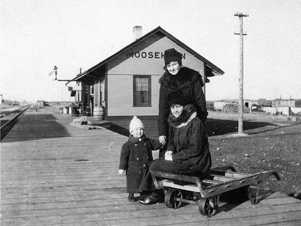 Moosehorn Railway Station