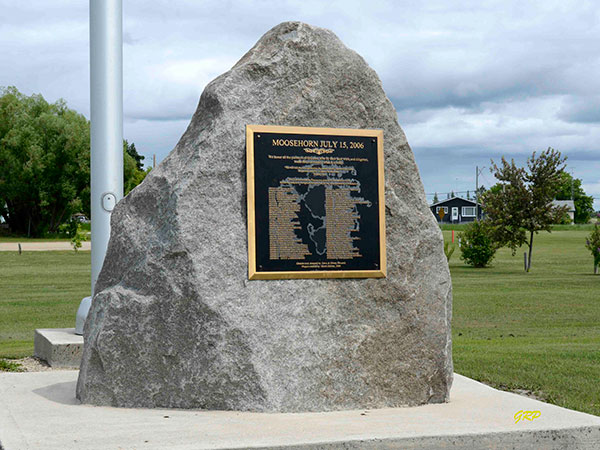 Moosehorn Pioneers Monument