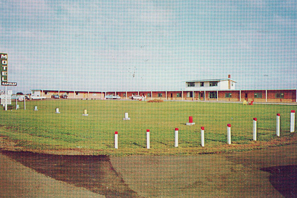 Postcard view of the Motel Rambler