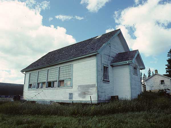 The former Mountain Road School building