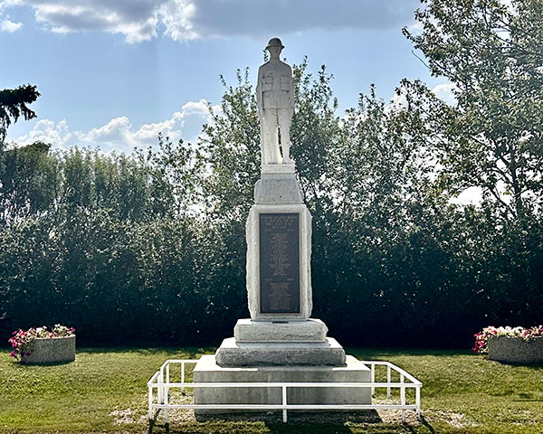 Newdale and District War Memorial