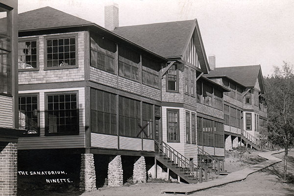 Postcard view of some Ninette Sanatorium buildings