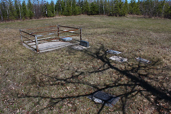 Norris Lake Pioneer Cemetery