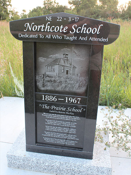 Northcote School commemorative monument