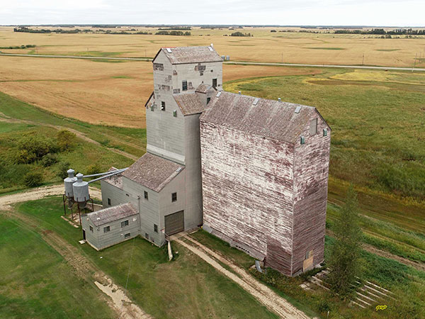 Aerial view of the former Manitoba Pool grain elevator at Oakburn