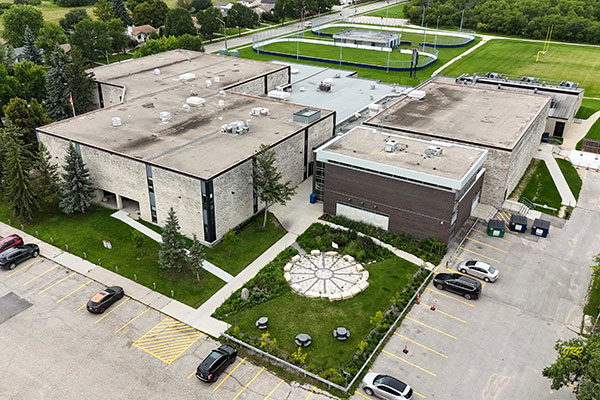 Aerial view of Oak Park High School