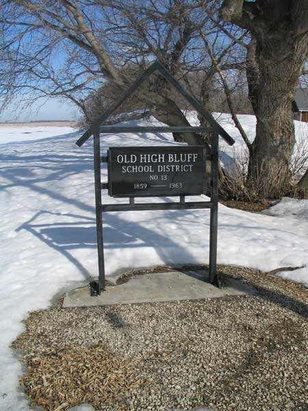 Old High Bluff School commemorative sign
