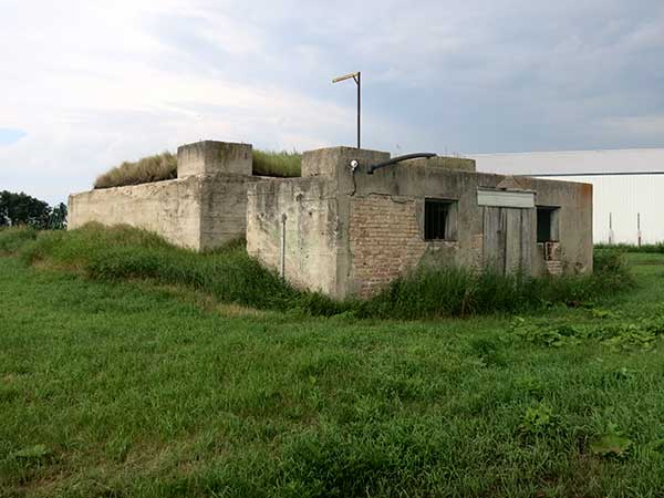 Sole surviving building from the former No. 33 Service Flying Training School, Petrel Relief Field