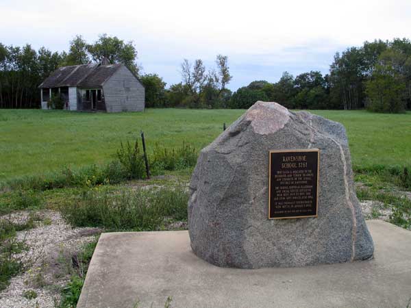 Ravenshoe School commemorative monument