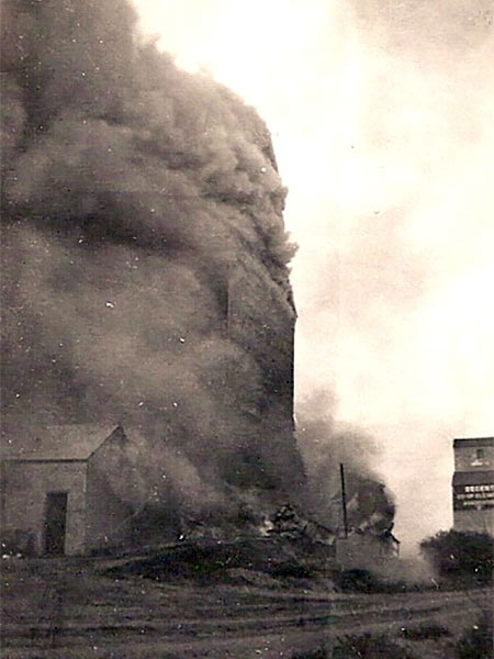 The Lake of the Woods grain elevator at Regent on fire