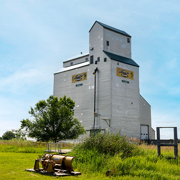 Former Manitoba Pool grain elevator at Reston