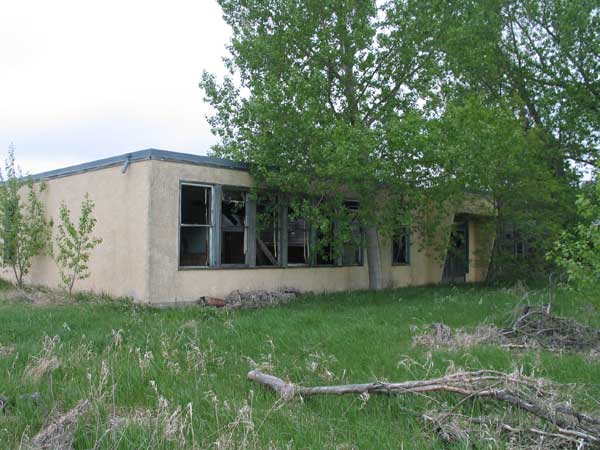Exterior of the former Ridgeville School building