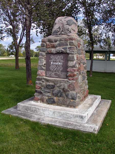 Framfari newspaper commemorative monument