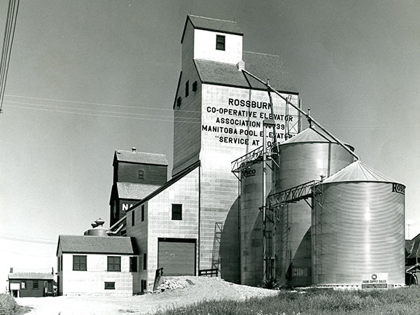 Manitoba Pool and National grain elevators at Rossburn