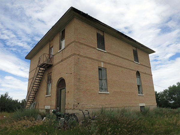 The former Ross Consolidated School building