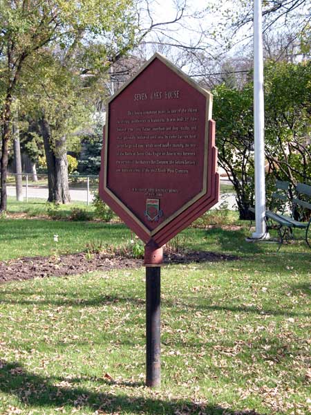 Seven Oaks House commemorative plaque