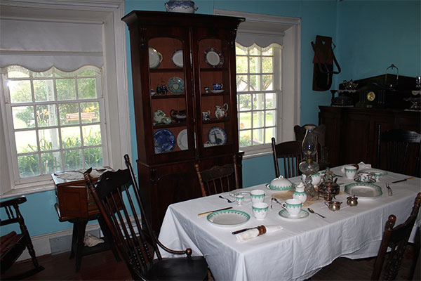 Interior of the Seven Oaks House Museum