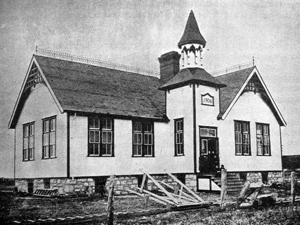 Sidney School building erected in 1906