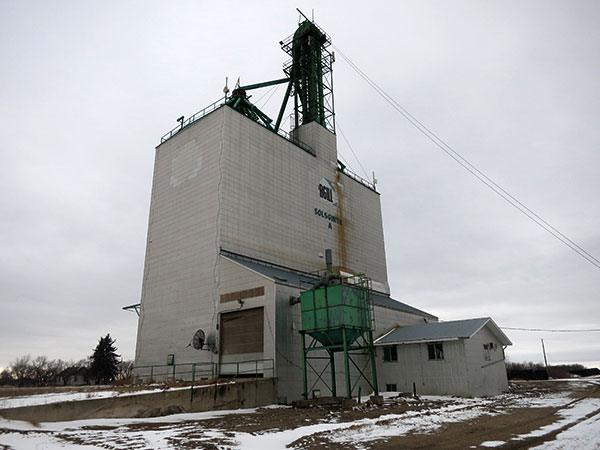 The former Manitoba Pool grain elevator at Solsgirth