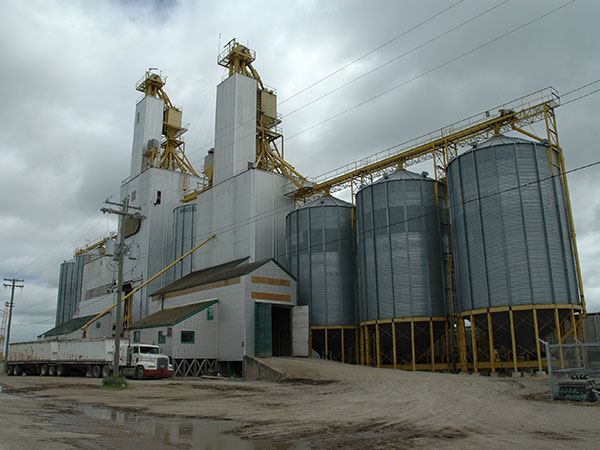 The former Manitoba Pool grain elevator at Somerset