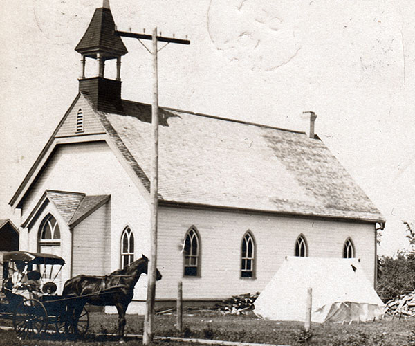 Postcard view of Starbuck Presbyterian Church