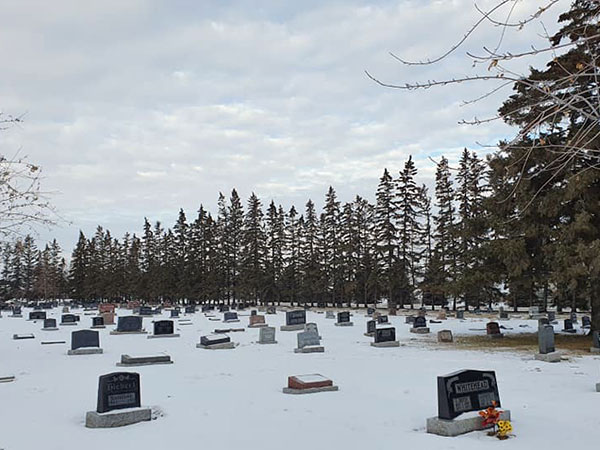 Steinbach Memorial Cemetery