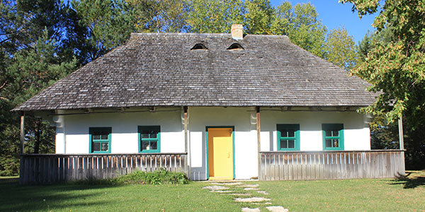 Paulencu House