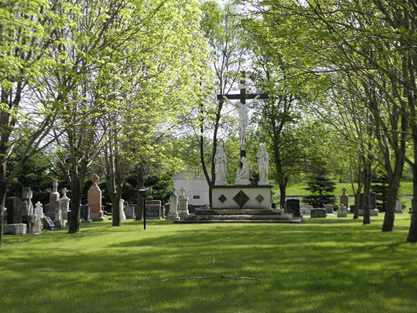 St. Jean Baptiste Roman Catholic Cemetery