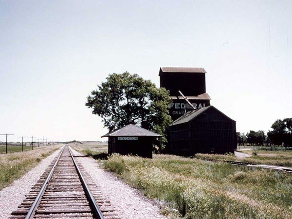 Station and Federal grain elevator at Stockton