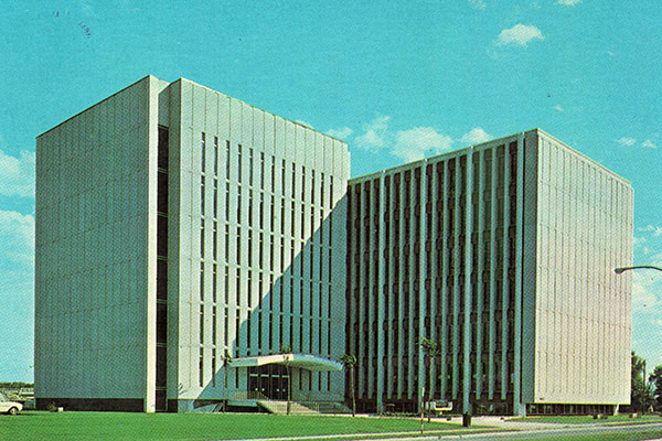 Postcard view of Manitoba Telephone System Administration Building