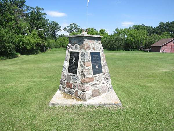 The Oaks School commemorative monument