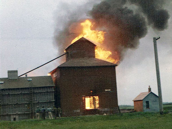 Former Lake of the Woods grain elevator at Thornhill on fire