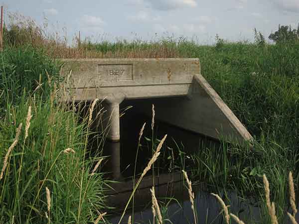Concrete culvert bridge No. 1403
