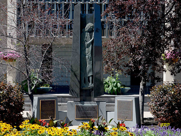Ukrainian Famine-Genocide Plaques and Statue