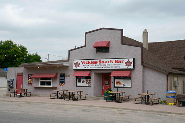 Vickie&rsquo;s Snack Bar