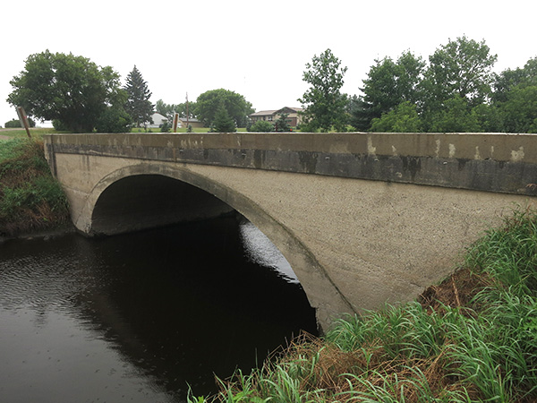 Concrete arch bridge no. 563 over Gopher Creek