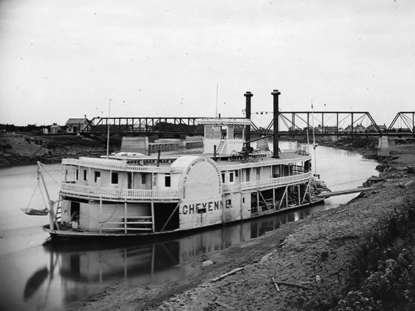 Steamboat Cheyenne at anchor in the Red River