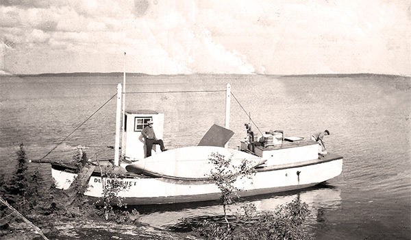 The Hudson&rsquo;s Bay Company ship Lac du Brochet on Reindeer Lake, 1946.