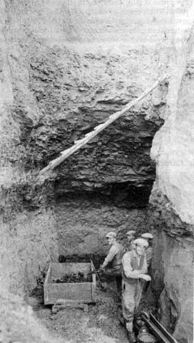 Tunnel head in the Deloraine Coal Company’s ill-fated mine of the Depression years