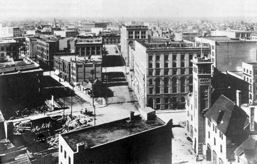 The Exchange District looking southwest from City Hall, 1905.