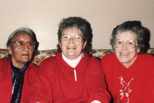 Friendship Centre pioneers. L-R: Elder and Souix Valley leader Eva McKay with “two mere housewives” Grace Godmaire and Audrey Silvius (circa 1997)