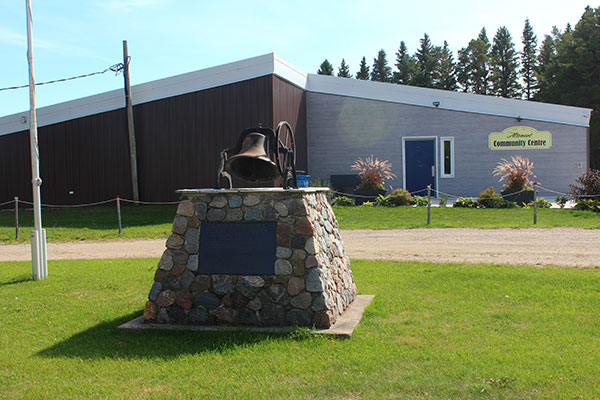 Altamont School commemorative monument