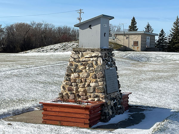 Biffie Burn Monument